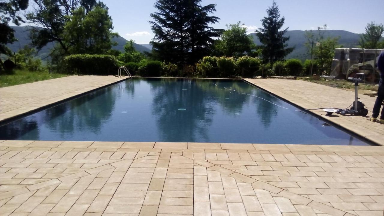 Agriturismo Il Casale Degli Amici Норча Экстерьер фото